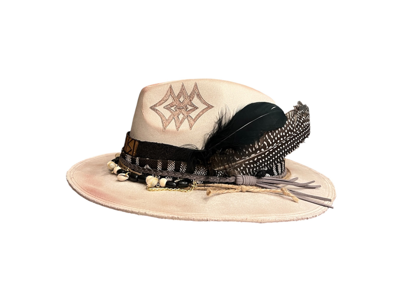 WHITE HAT