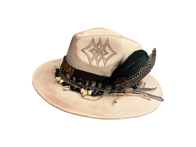 WHITE HAT