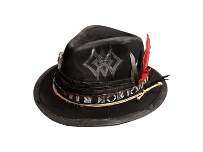 BLACK HAT